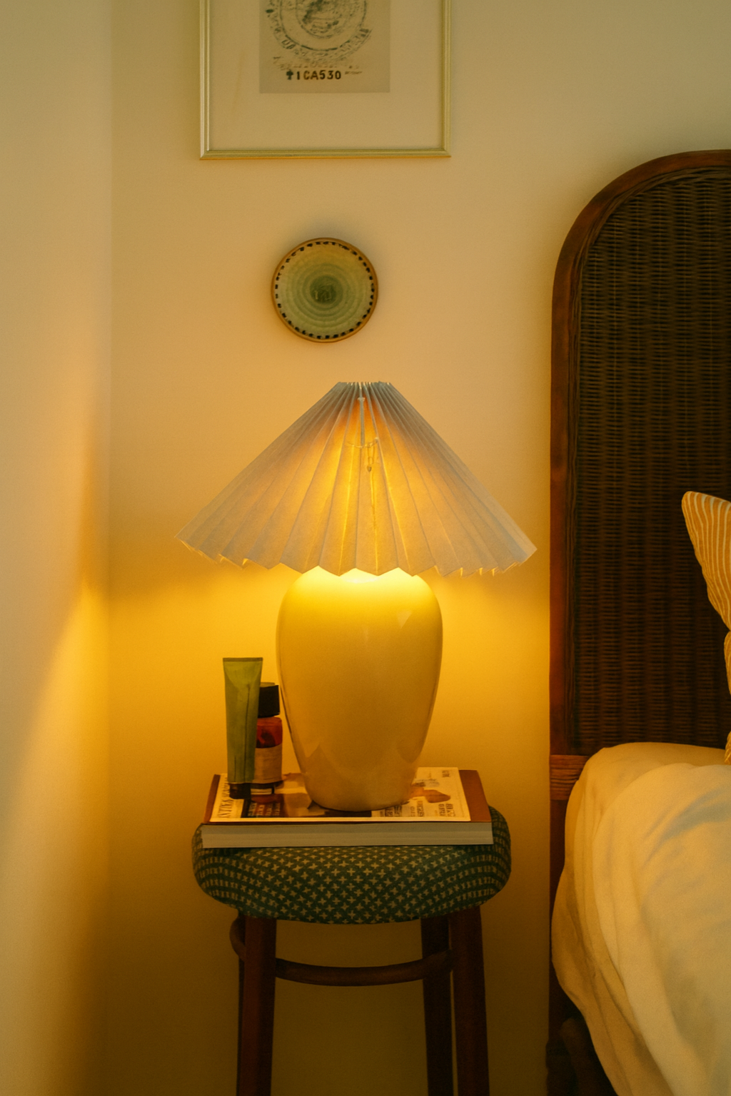 Anne Sofie - Beige Lampe & Lyseblå Lampeskærm