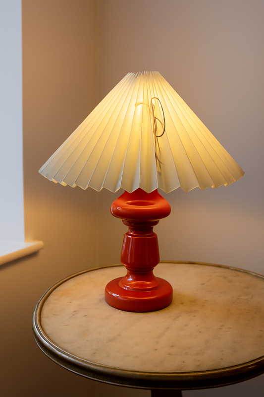 Petro 2 - Antik Rød Lampe & Lyseblå Lampeskærm