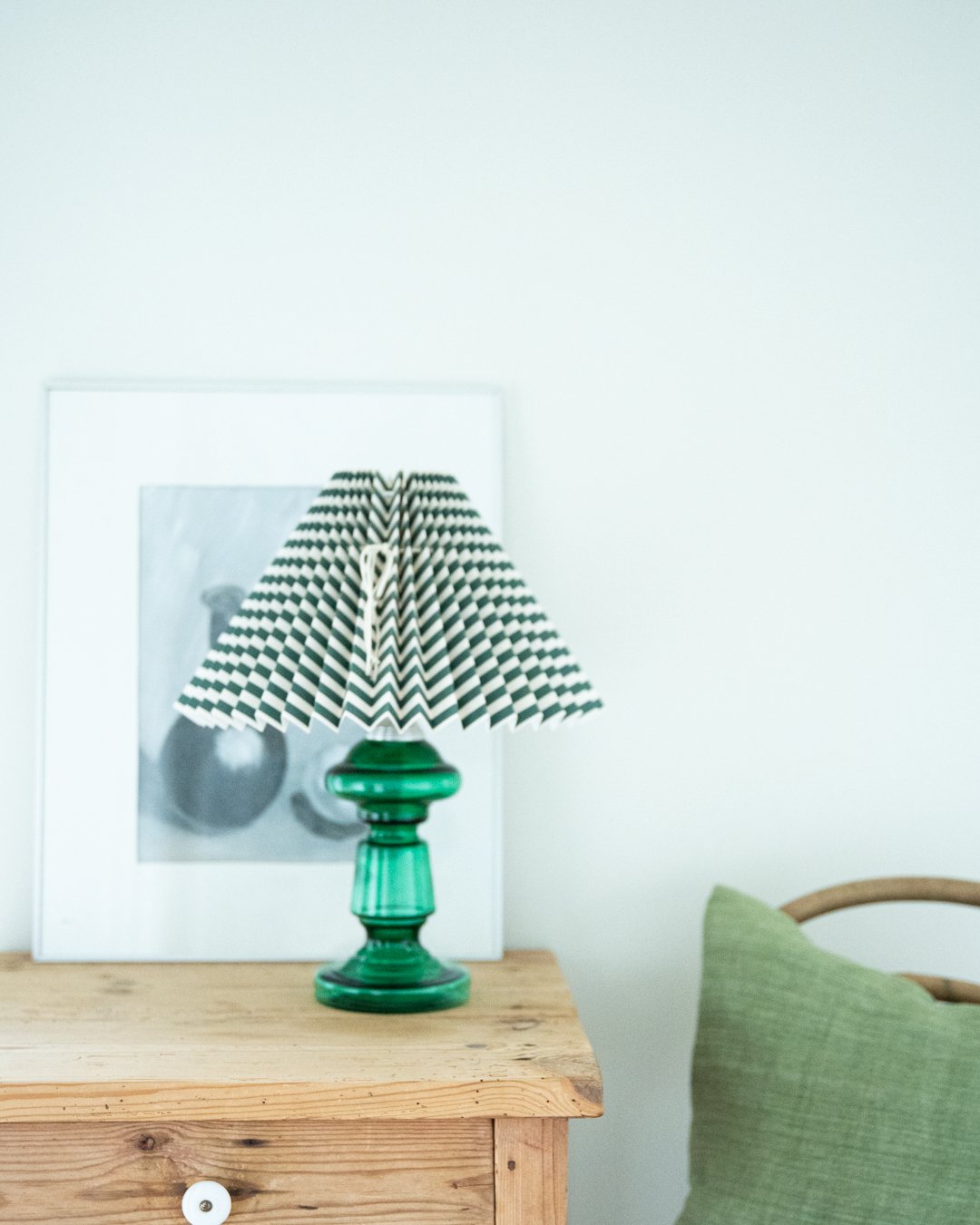Lampe Petro 3 Flaskegrøn & Mørkegrønne striber - Pink Rose ApS