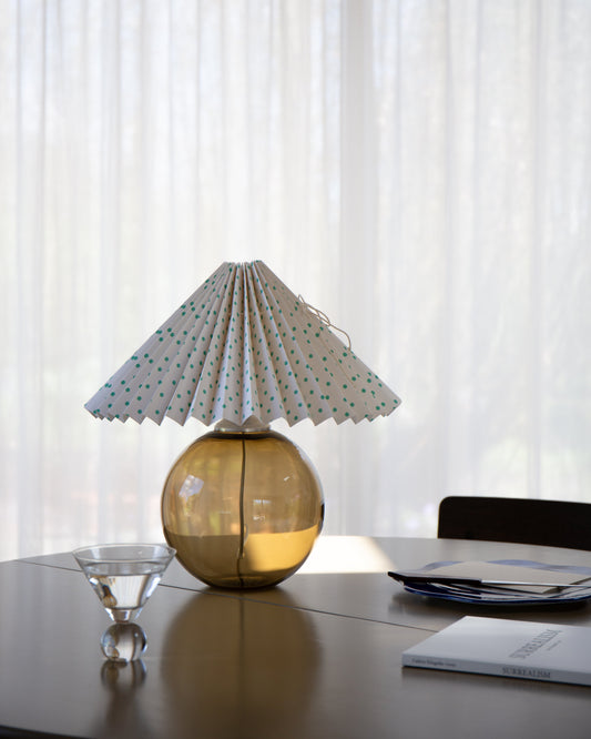 Lampe Julia – Røgfarvet Lampe & Beige med Grønne Prikker
