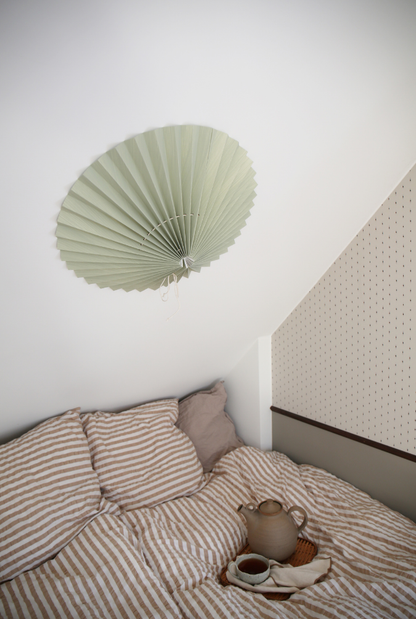 Ensfarvet loftrosette