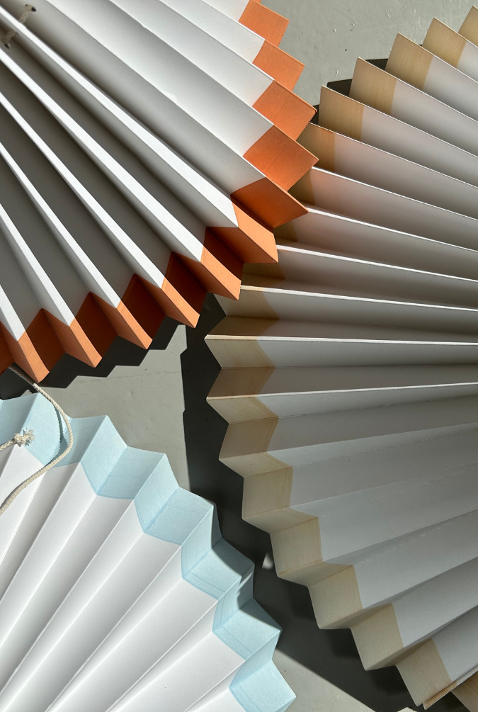 Plisséskærme med kant